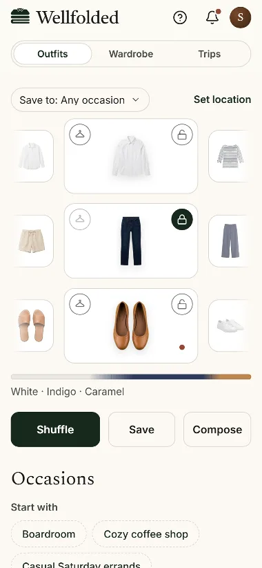The outfit mixer in Wellfolded with rows for tops, bottoms and shoes, the jeans locked in place.